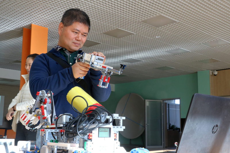 В Новосибирске китайских школьников обучат инженерному делу 